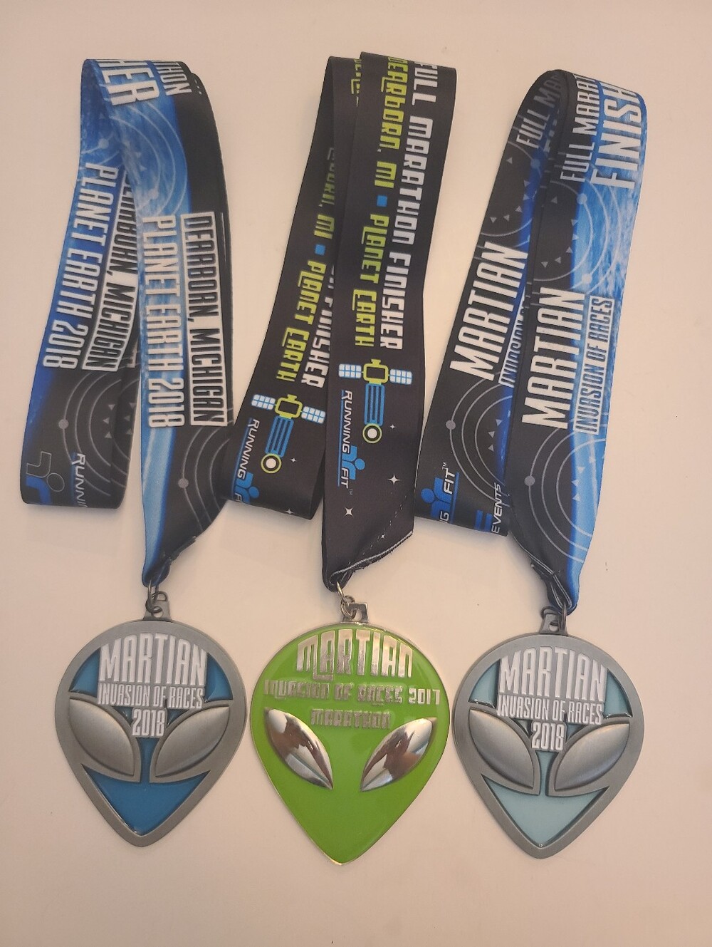 Alien Head Marathon Medal Lot Of 3, Pre-owned, please review photos
